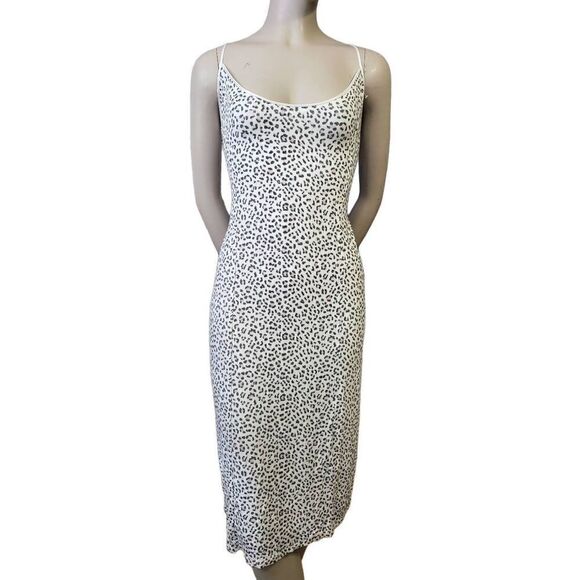 Heavenly by Victoria Strappy Back Dress - Picture 3 of 5